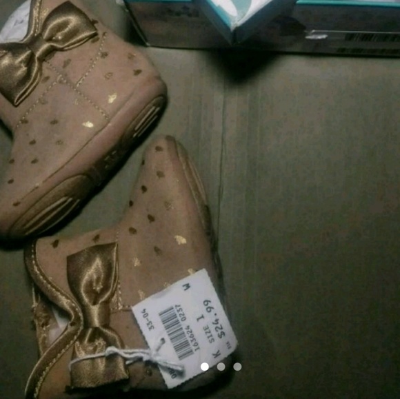 Booties 1week - Picture 2 of 5